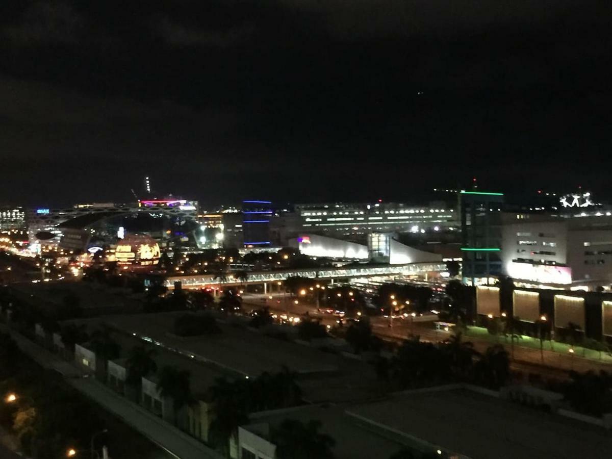 A Special Place Shore Residences Manila Esterno foto